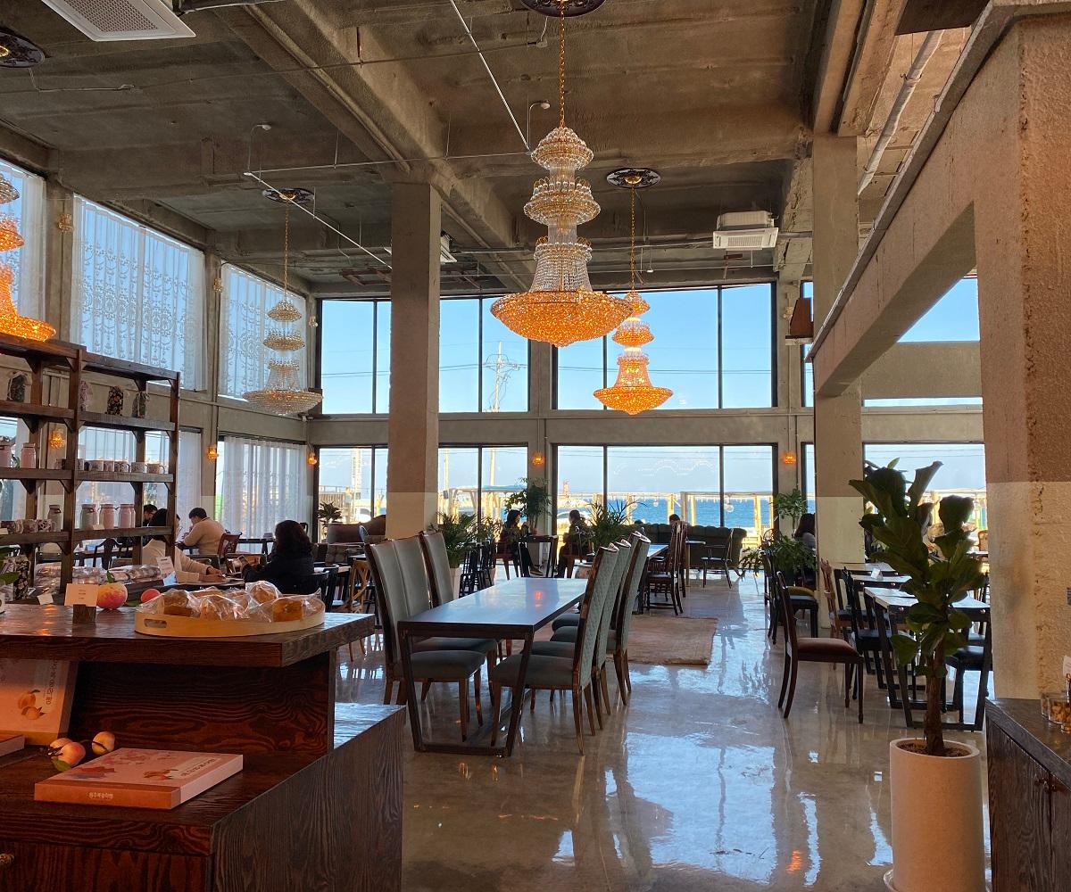 トッケビ、トッケビロケ地、トッケビロケ地ツアー、韓国ドラマ、韓国ドラマロケ地、トッケビ撮影地、カンヌン、江陵、江陵旅行、江陵観光、トッケビツアー、コン・ユ、キム・ゴウン、イ・ドンウク、韓国カフェ、韓国海辺カフェ