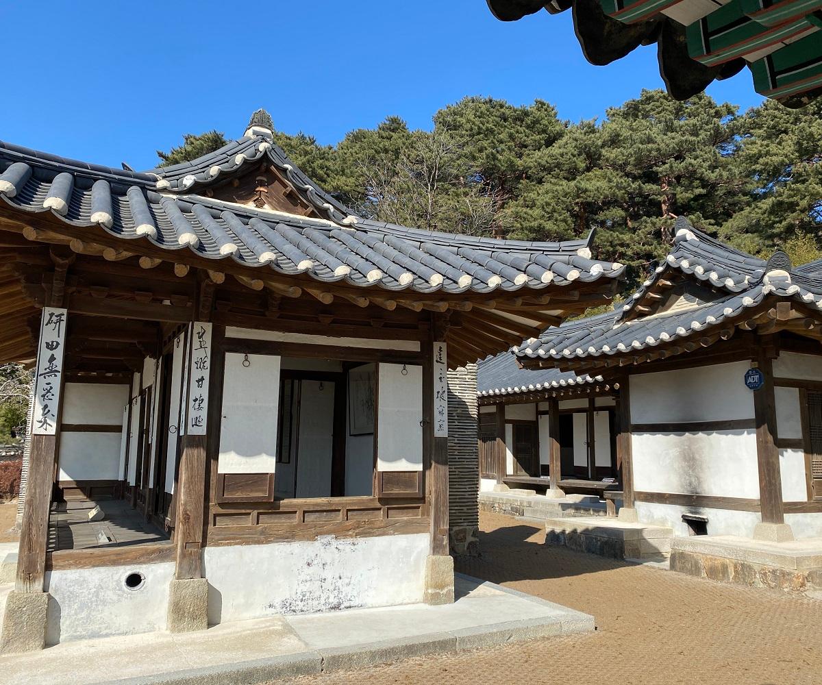 トッケビ、トッケビロケ地、トッケビロケ地ツアー、韓国ドラマ、韓国ドラマロケ地、トッケビ撮影地、カンヌン、江陵、江陵旅行、江陵観光、トッケビツアー、コン・ユ、キム・ゴウン、イ・ドンウク、烏竹軒、申師任堂、栗谷李珥