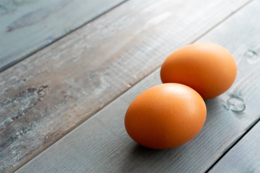 달걀 두 개 깍두기로 대표하는 한국 SNS 레시피의 주 재료