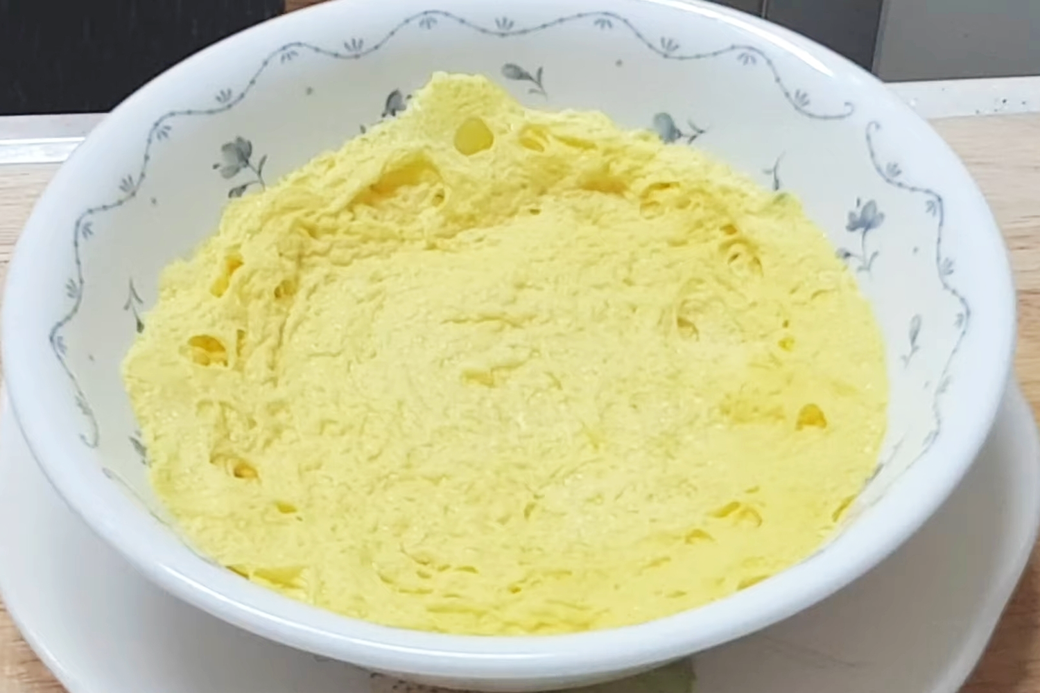 전자렌지로 만든 한국식 찜 닭의 모습