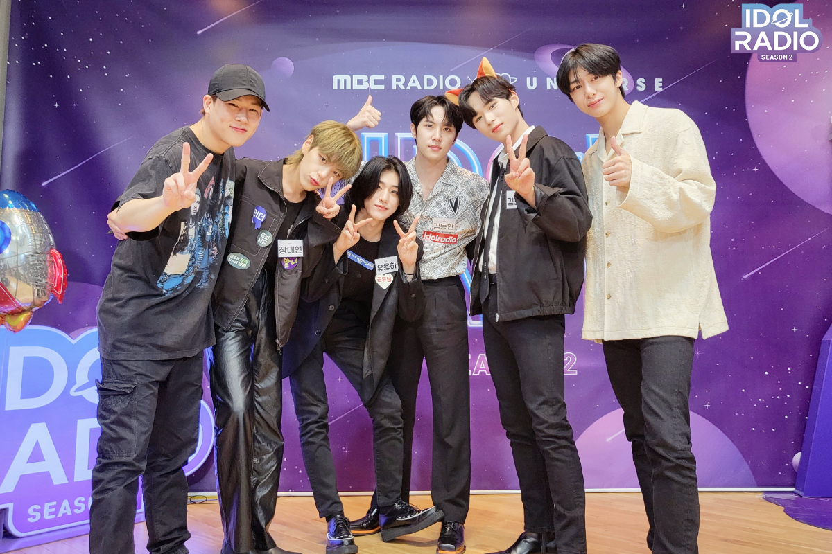 WEi成員劉勇河展現對MONSTA X熱愛的圖片