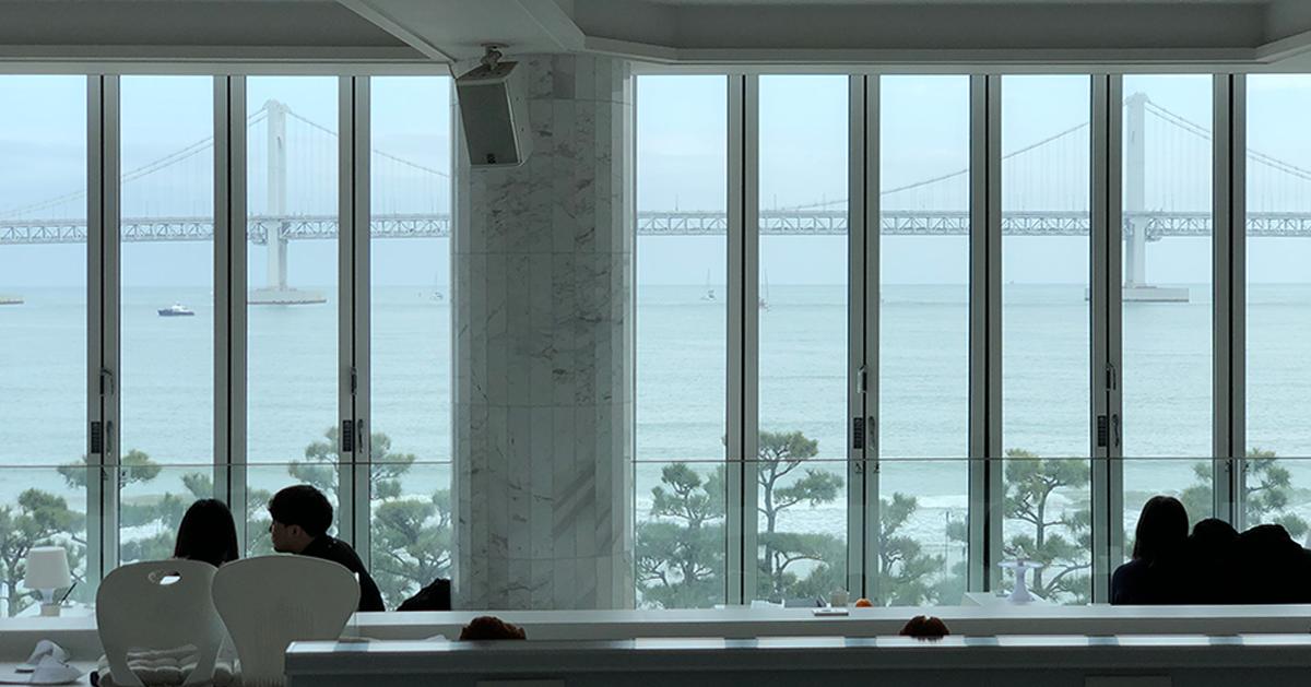 Byul Bed Busan | A Leisurely Cafe Overlooking Gwangalli Beach