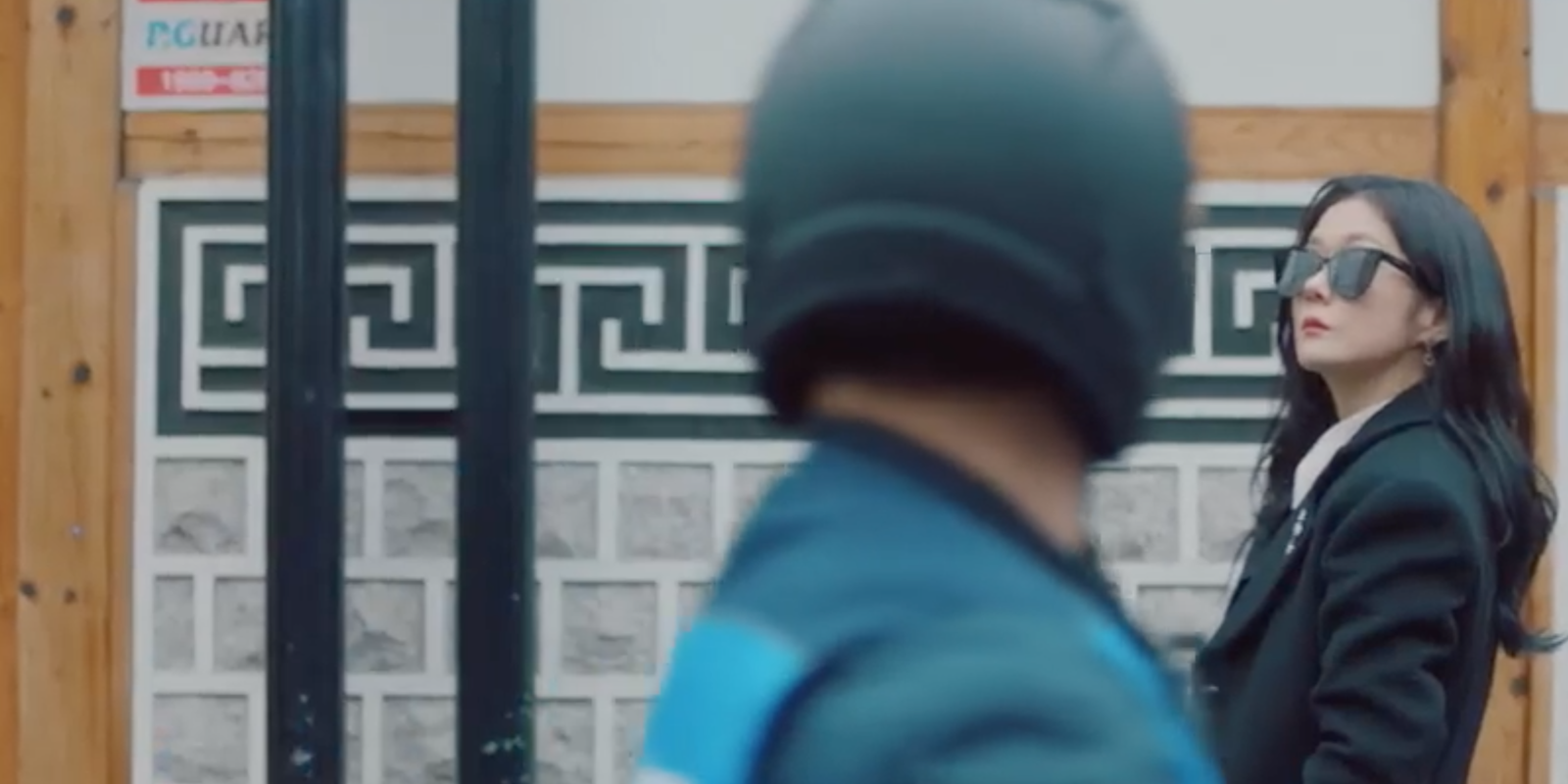 傳統韓國餐廳外景，高階的建築風格，土俗村參雞湯所在地