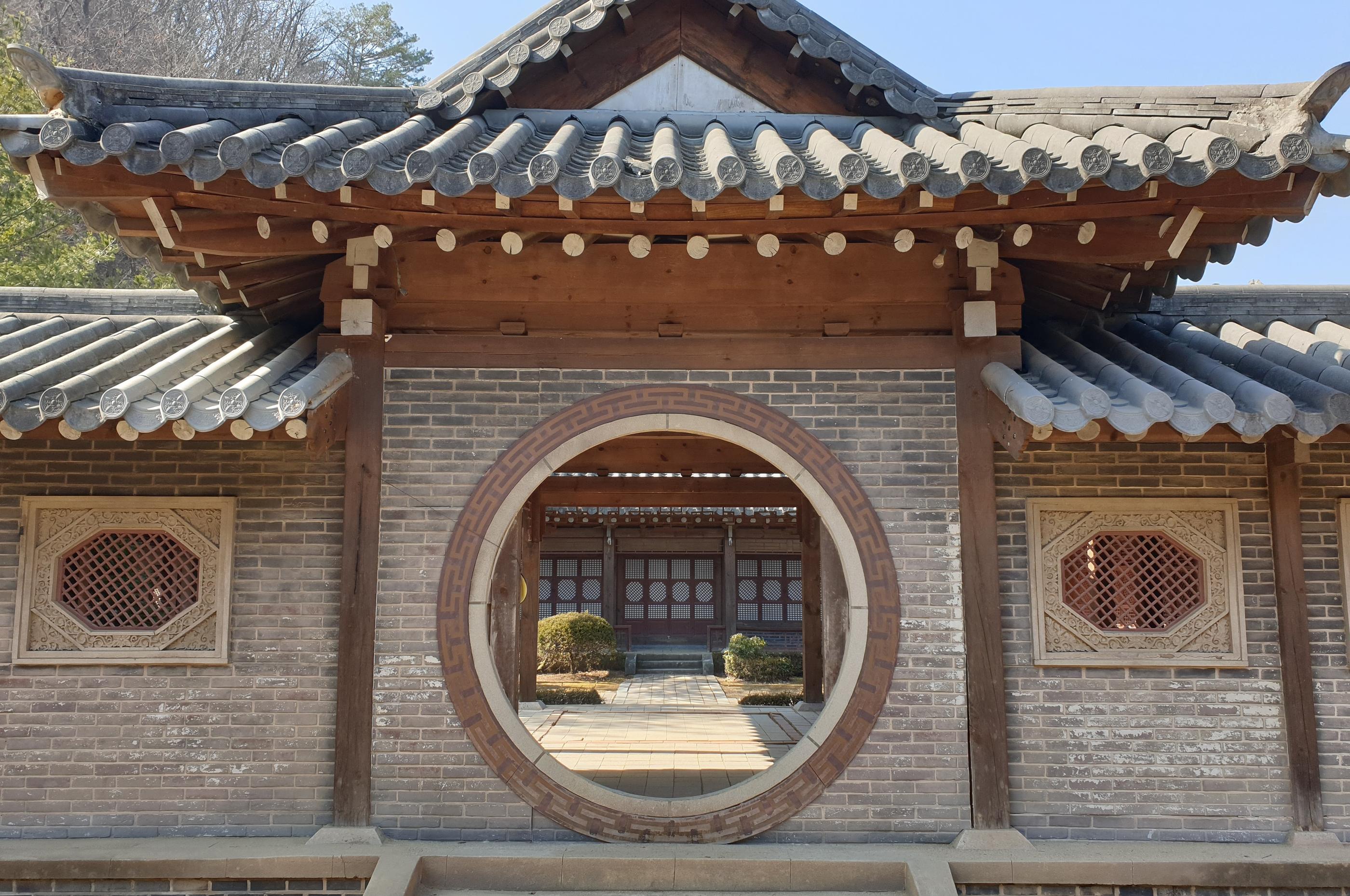 韓国ドラマ、麗〜花萌ゆる8人の皇子たち〜、麗、レイ、アイユ、イジュンギ、カンハヌル、月の恋人、ジス、撮影地、ロケ地、韓国、韓国ドラマ撮影地、韓国ドラマロケ地、ドラマ撮影地、ドラマロケ地、韓ドラ、韓ドラファン、韓国歴史ドラマ、韓国時代劇、ナジュ映像テーマパーク、羅州映像テーマパーク、抱川アートバレー、抱川、アートバレー、水原、粤華苑、水原ウォルファウォン、ウォルファウォン、江陵、船橋荘、江陵船橋荘、ソンギョジャン、丹陽、温達観光地、丹陽温達観光地、オンダル、オンダル観光地、扶余、百済文化団地、扶余百済文化団地、ペクチェ文化団地、扶余、薯童謡テーマパーク、扶余薯童謡テーマパーク、ソドンヨ、ソドンヨテーマパーク、密陽、位良池、位良地、密陽位良池、ウィヤンチ、ウィヤンモ、ミリャン、南原、広寒楼、南原広寒楼、ナムォン、クァンハンル、オザッキョ、オジャッキョ、烏鵲橋、和順、萬淵寺、ファスン、マニョンサ、マンヨンサ、IU、韓国歴史、クリエイトリップ、달의연인,보보경심려,달의연인촬영지