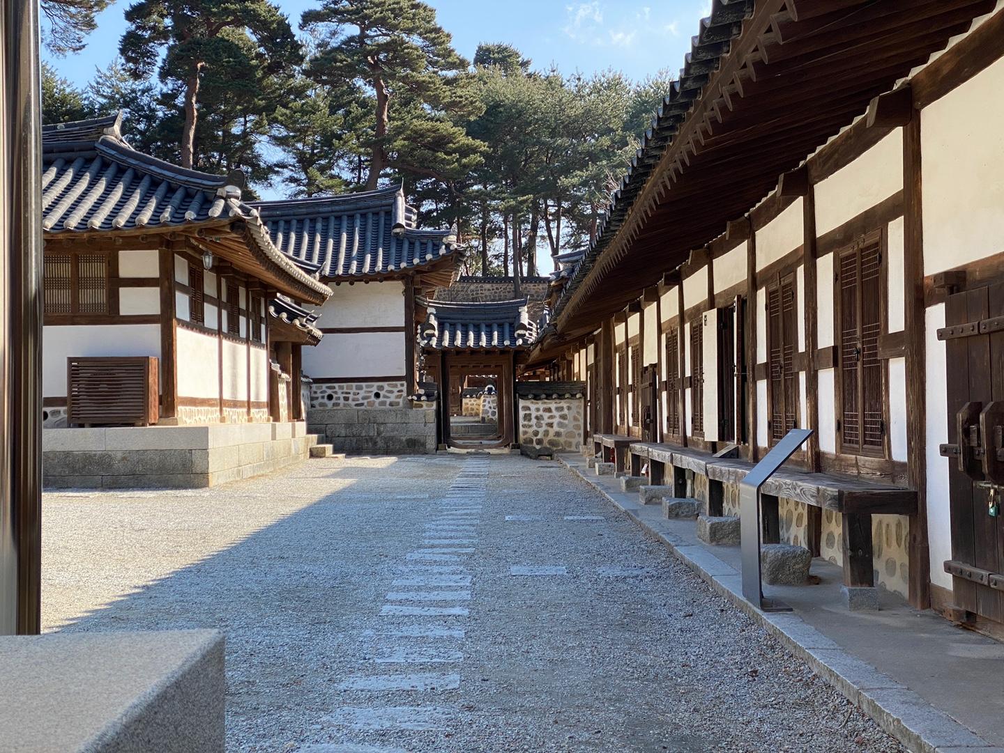 韓国ドラマ、麗〜花萌ゆる8人の皇子たち〜、麗、レイ、アイユ、イジュンギ、カンハヌル、月の恋人、ジス、撮影地、ロケ地、韓国、韓国ドラマ撮影地、韓国ドラマロケ地、ドラマ撮影地、ドラマロケ地、韓ドラ、韓ドラファン、韓国歴史ドラマ、韓国時代劇、ナジュ映像テーマパーク、羅州映像テーマパーク、抱川アートバレー、抱川、アートバレー、水原、粤華苑、水原ウォルファウォン、ウォルファウォン、江陵、船橋荘、江陵船橋荘、ソンギョジャン、丹陽、温達観光地、丹陽温達観光地、オンダル、オンダル観光地、扶余、百済文化団地、扶余百済文化団地、ペクチェ文化団地、扶余、薯童謡テーマパーク、扶余薯童謡テーマパーク、ソドンヨ、ソドンヨテーマパーク、密陽、位良池、位良地、密陽位良池、ウィヤンチ、ウィヤンモ、ミリャン、南原、広寒楼、南原広寒楼、ナムォン、クァンハンル、オザッキョ、オジャッキョ、烏鵲橋、和順、萬淵寺、ファスン、マニョンサ、マンヨンサ、IU、韓国歴史、クリエイトリップ、달의연인,보보경심려,달의연인촬영지,ナムジュヒョク、ベッキョン、ベクヒョン、ソヒョン