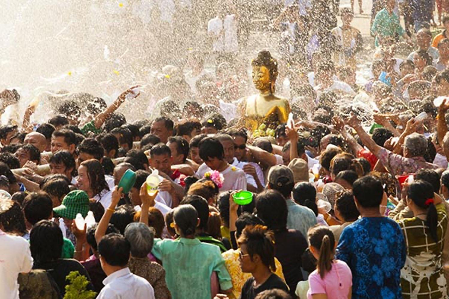 ปัจจุบันวันหยุดราชการของประเทศเกาหลีใต้มีทั้งหมด 13 วัน