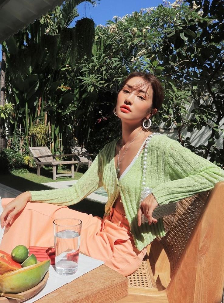 5 quy tắc phối màu quần áo để mặc đẹp như sao Hàn 