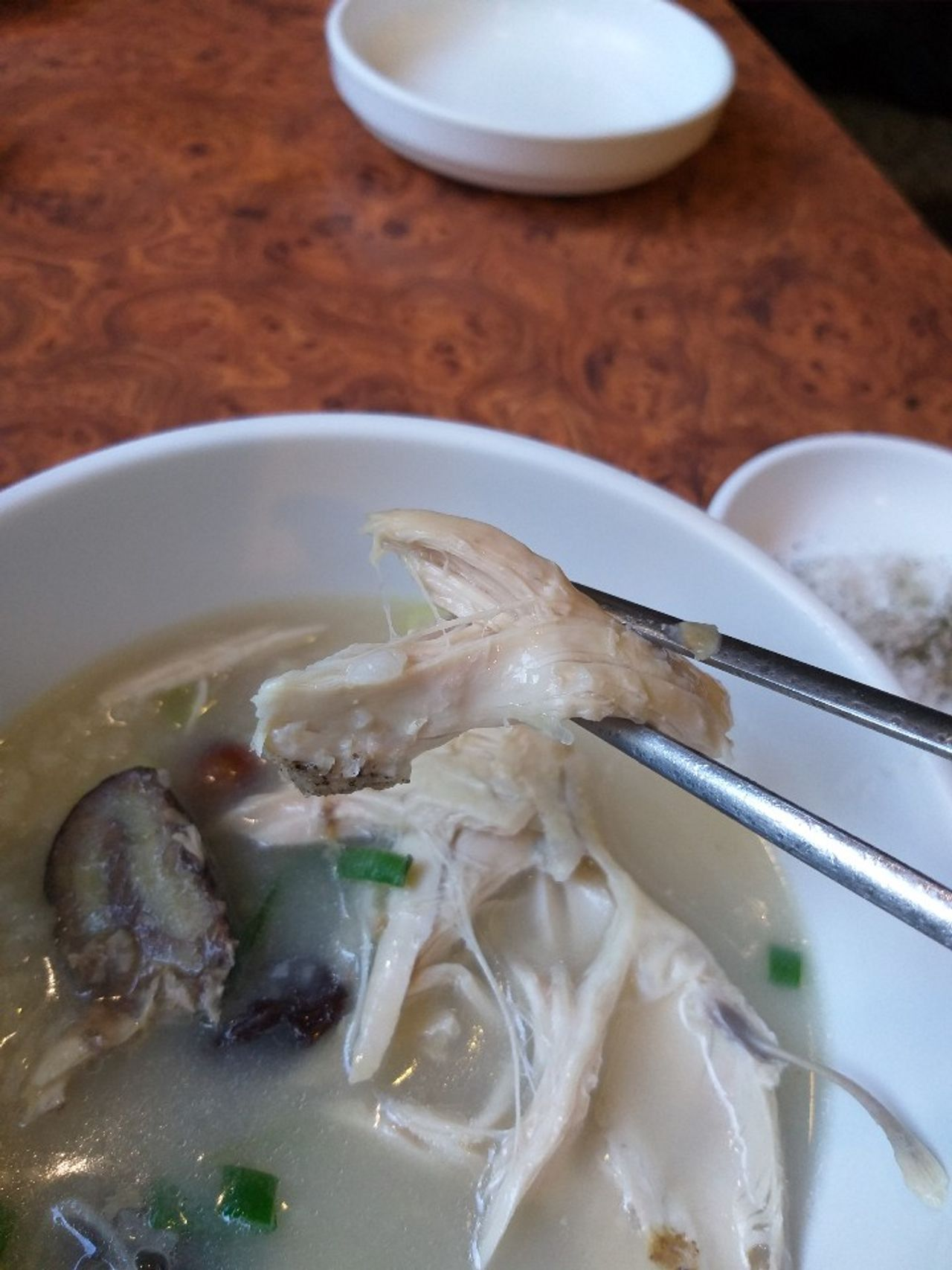 南浦洞 首爾元祖蔘雞湯| 兼具健康與美味的六十年傳統的蔘雞湯！