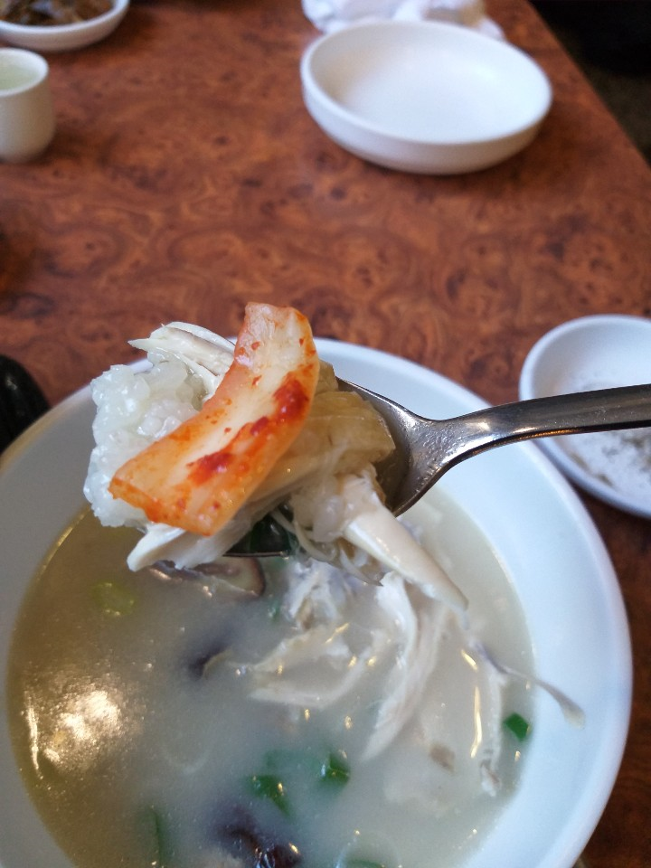 南浦洞 首爾元祖蔘雞湯| 兼具健康與美味的六十年傳統的蔘雞湯！