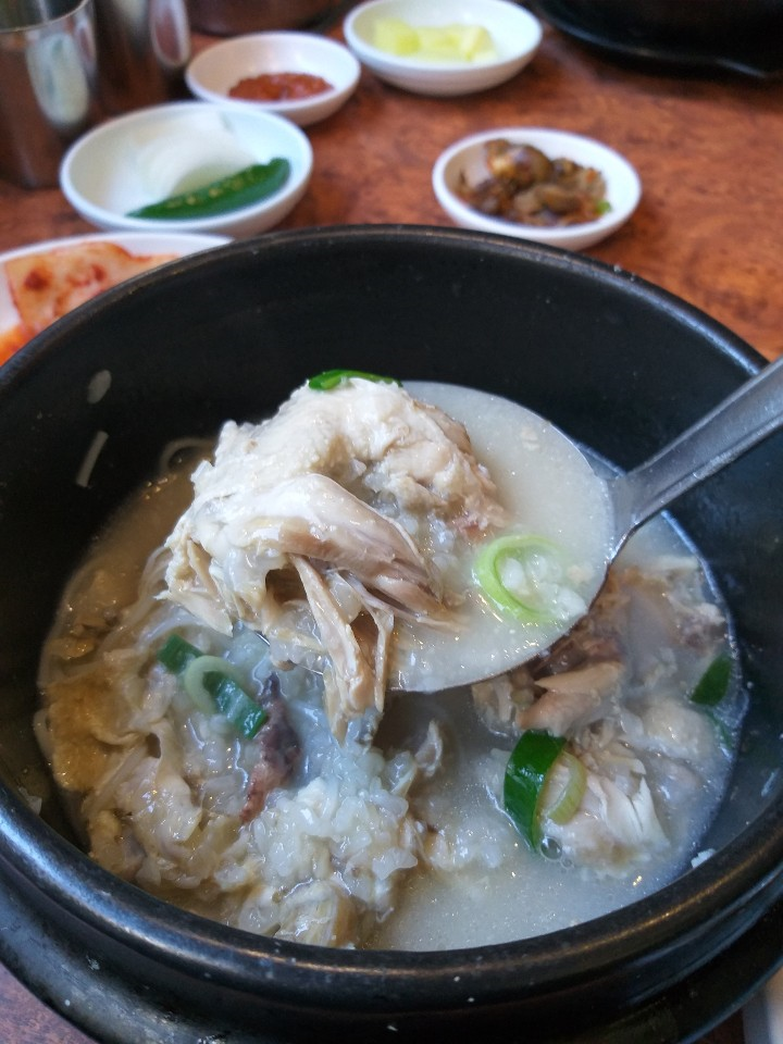 南浦洞 首爾元祖蔘雞湯| 兼具健康與美味的六十年傳統的蔘雞湯！