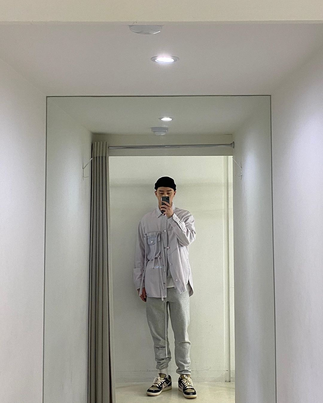 เมื่อสไตล์ฮิตกับหนุ่มฮอตมาเจอกัน! ปาร์คซอจุนกับกูอันกูสไตล์ เทรนด์แฟชั่นที่กำลังเป็นที่นิยมในเกาหลี อยากแนวแบบนี้อย่าพลาด