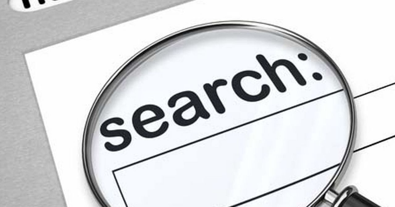 搜索欄中的放大鏡圖標，代表查詢資訊或追蹤新聞發展的概念。