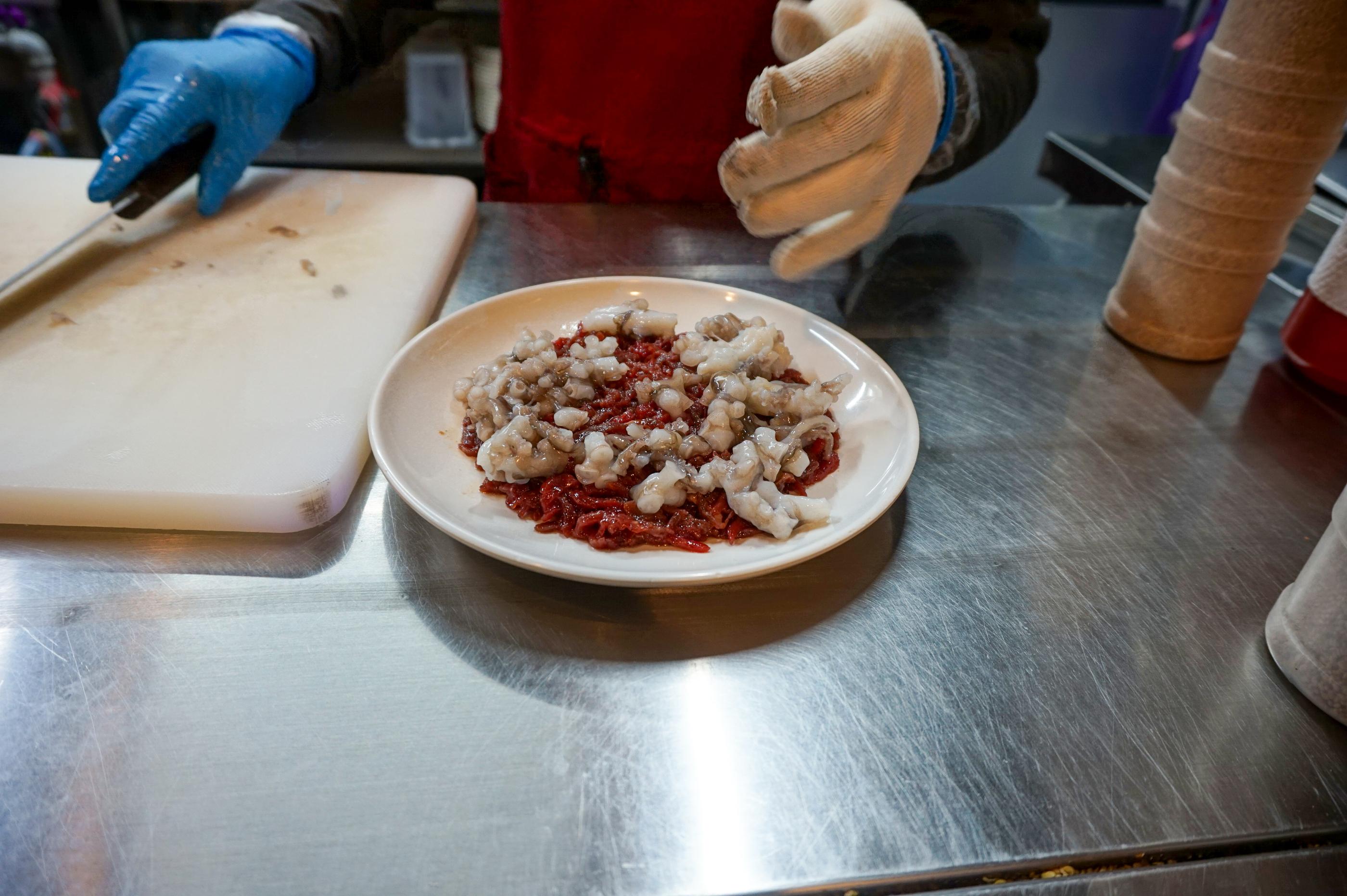 Sungwoo Yookhui | Gwangjang Market, Flavourful raw beef and live baby octopus