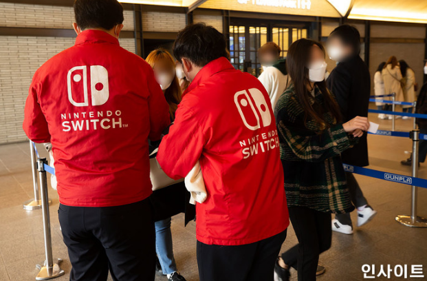 全城狂熱任天堂動物森友會，韓國開賣大排長龍！上百萬一部機都有人買？