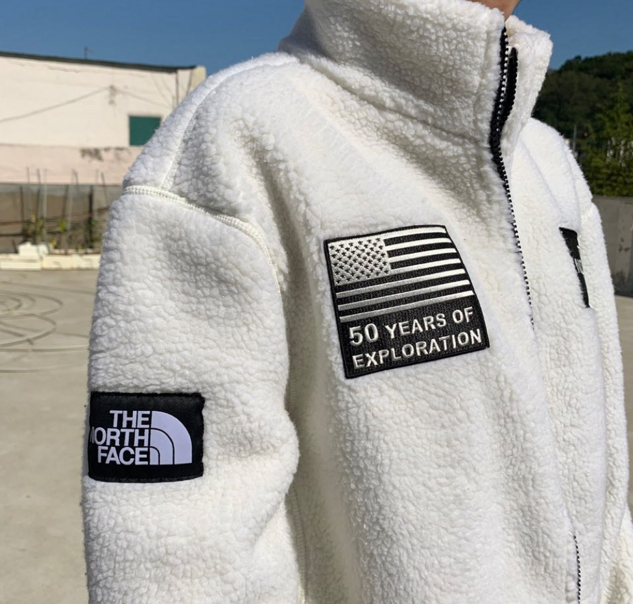 เซลล์ตอนนี้ ฮิตต่อปีหน้า! ไอเทมฤดูหนาวไหนบ้างที่ควรรีบซื้อเก็บกันไว้ เพราะปีหน้ากลับมาฮอตอีกแน่!