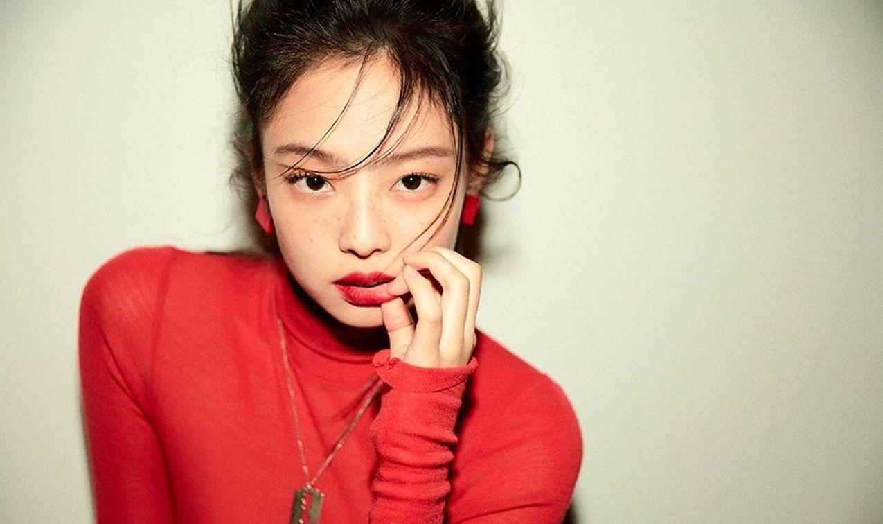 อยากอินเทรนด์แบบวัยรุ่นเกาหลี? พลาดไม่ได้กับไอเทมฮอตของ FILA ที่จะเพิ่มสไตลด์ที่โดดเด่นให้กับคุณ! ราคาดี, ดีไซน์เลิศ...ไปตำ!