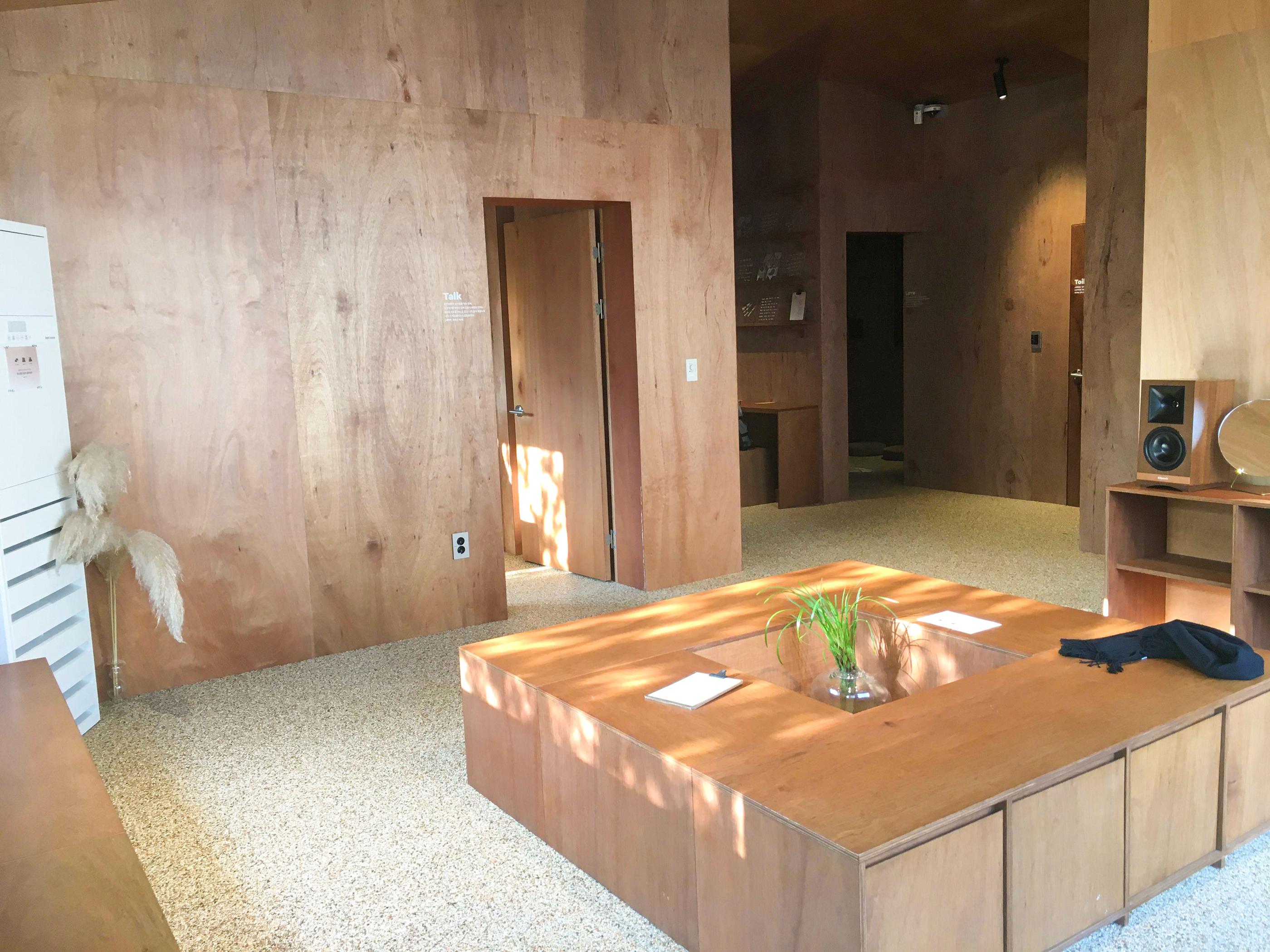 nột thất ở bjorklunds | Quán cafe đầy nghệ thuật ở Songlidan-gil, Seoul 