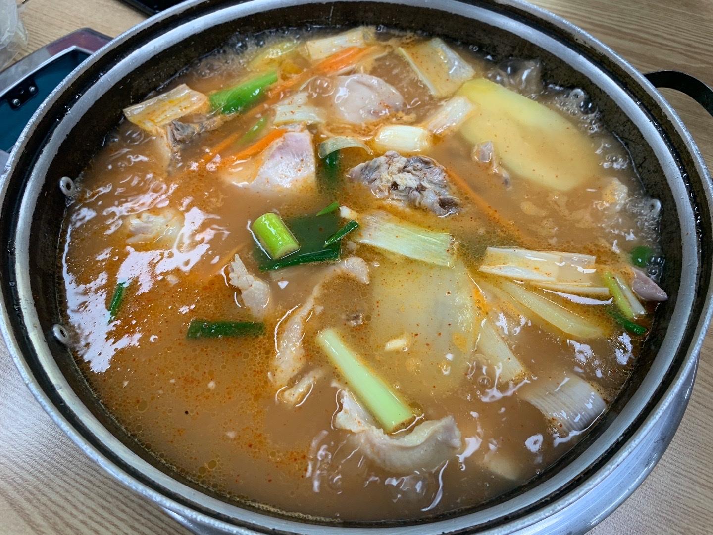 回基慶熙大正門美食店!食完一隻雞之後強推大家必點薯仔飯!