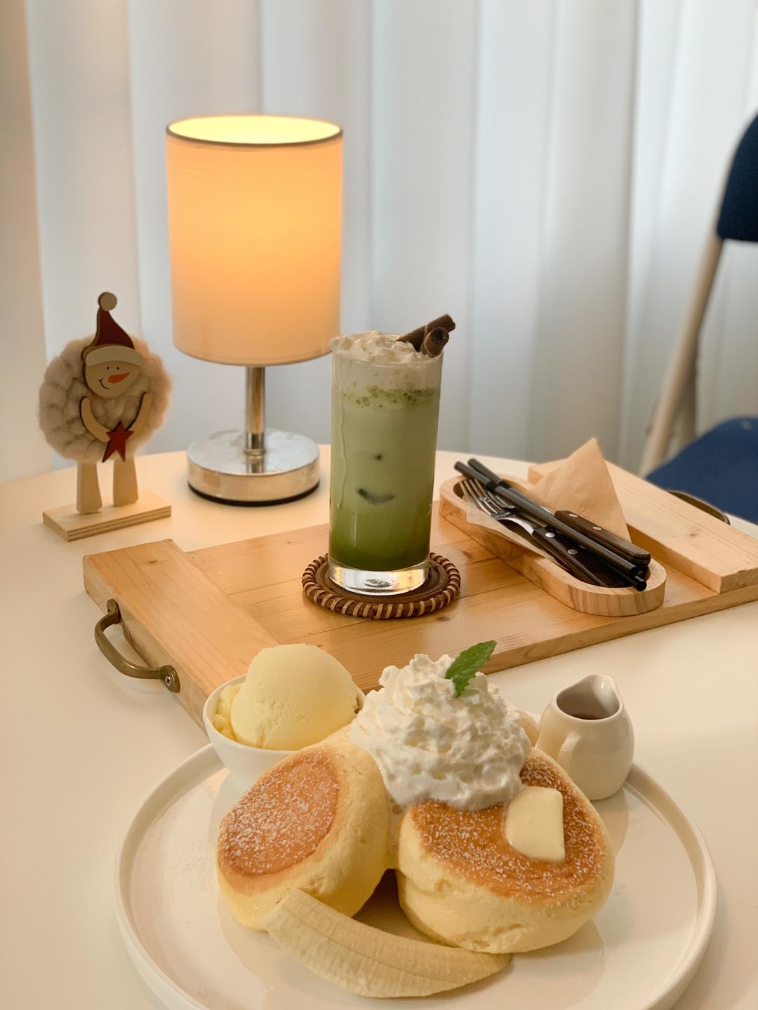 釜山西面人氣爆燈，必食忌廉梳乎厘！