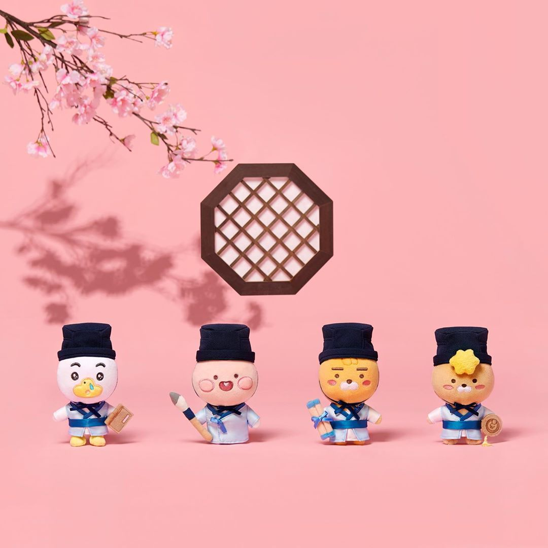 God Ryan's Hanok House Limited Edition Details about   Kakao Friends Jeonju Hanok Brick Figure 