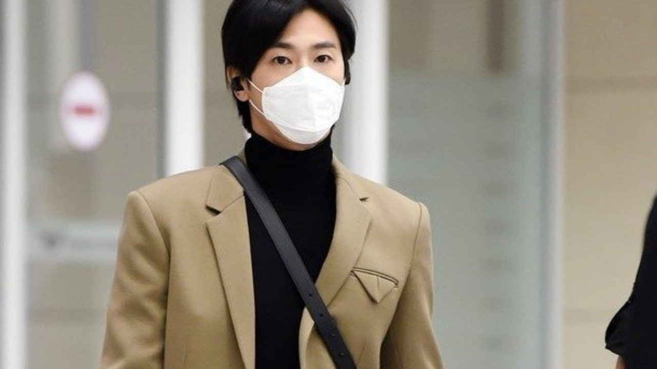 Social Distancing! เกาหลีจัดสอบข้อเขียนที่สนามฟุตบอล เพื่อป้องกันและลดโอกาสในการแพร่กระจายเชื้อไวรัส