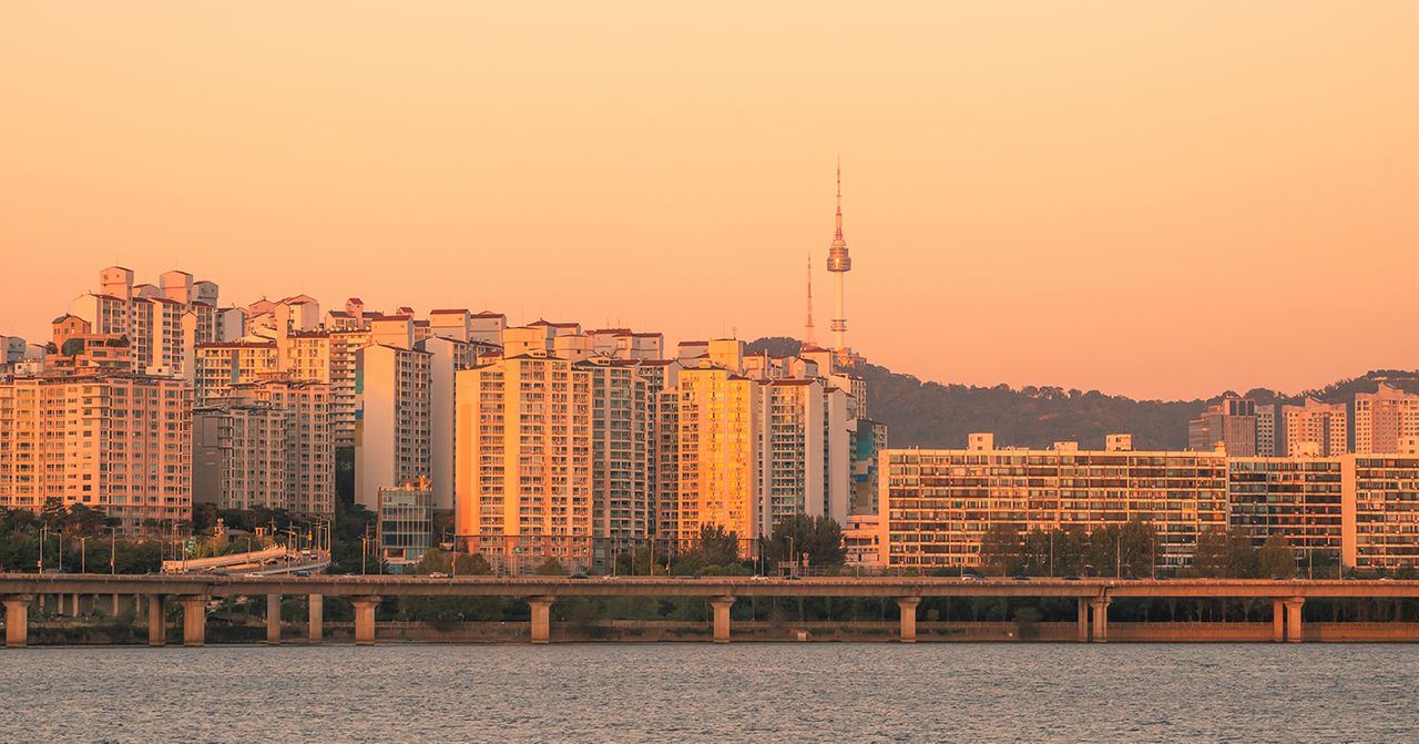 ชูก้า x IU และ แบคฮยอน x BOL4! เดือนพฤษภาต้องลุกเป็นไฟเพราะไม่ใช่แค่คัมแบคและเดบิวต์จัดเต็มแต่คอลแลปก็น่าจับตามอง