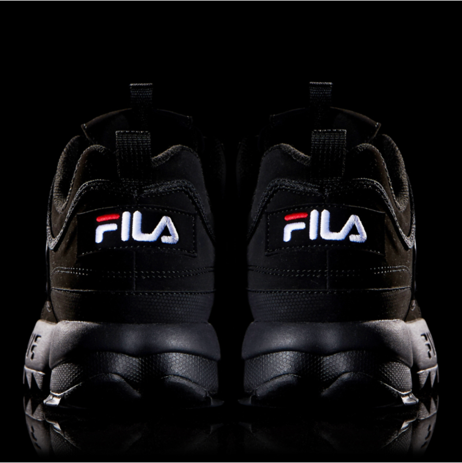 อยากอินเทรนด์แบบวัยรุ่นเกาหลี? พลาดไม่ได้กับไอเทมฮอตของ FILA ที่จะเพิ่มสไตลด์ที่โดดเด่นให้กับคุณ! ราคาดี, ดีไซน์เลิศ...ไปตำ!