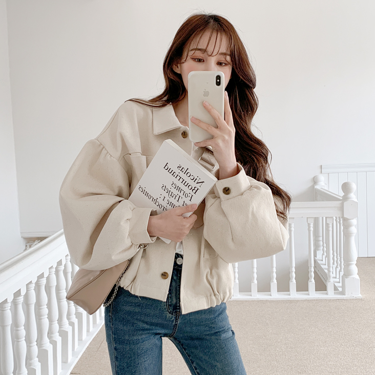 เทรนแฟชั่นเกาหลี ประจำฤดูใบไม้ผลิปี 2025 ทั้งเทรนเสื้อผ้าและรองเท้ายอดฮิตของเหล่าวัยรุ่นเกาหลี 