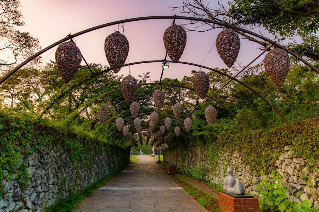 Forest Fantasia | Enjoy nightscape of Jeju in beutiful sculpture park
