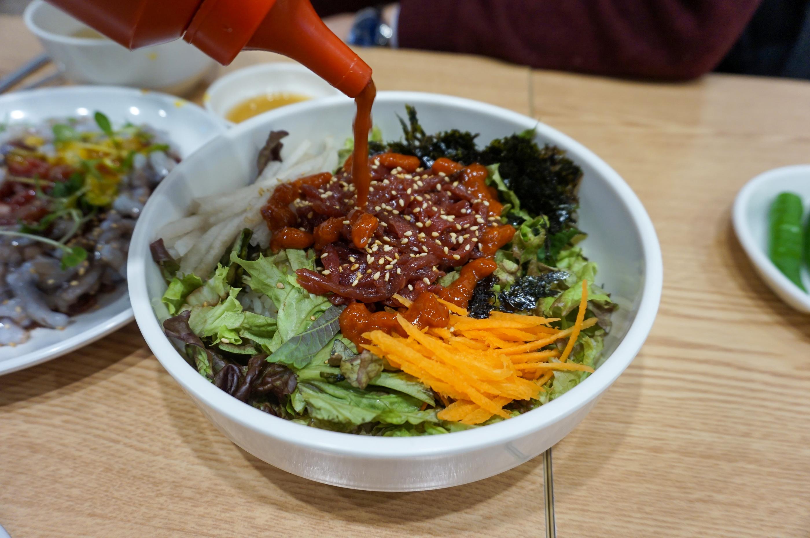 Sungwoo Yookhui | Gwangjang Market, Flavourful raw beef and live baby octopus