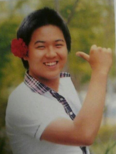 7 Childhood Photos of Celebrities Guess who this is?