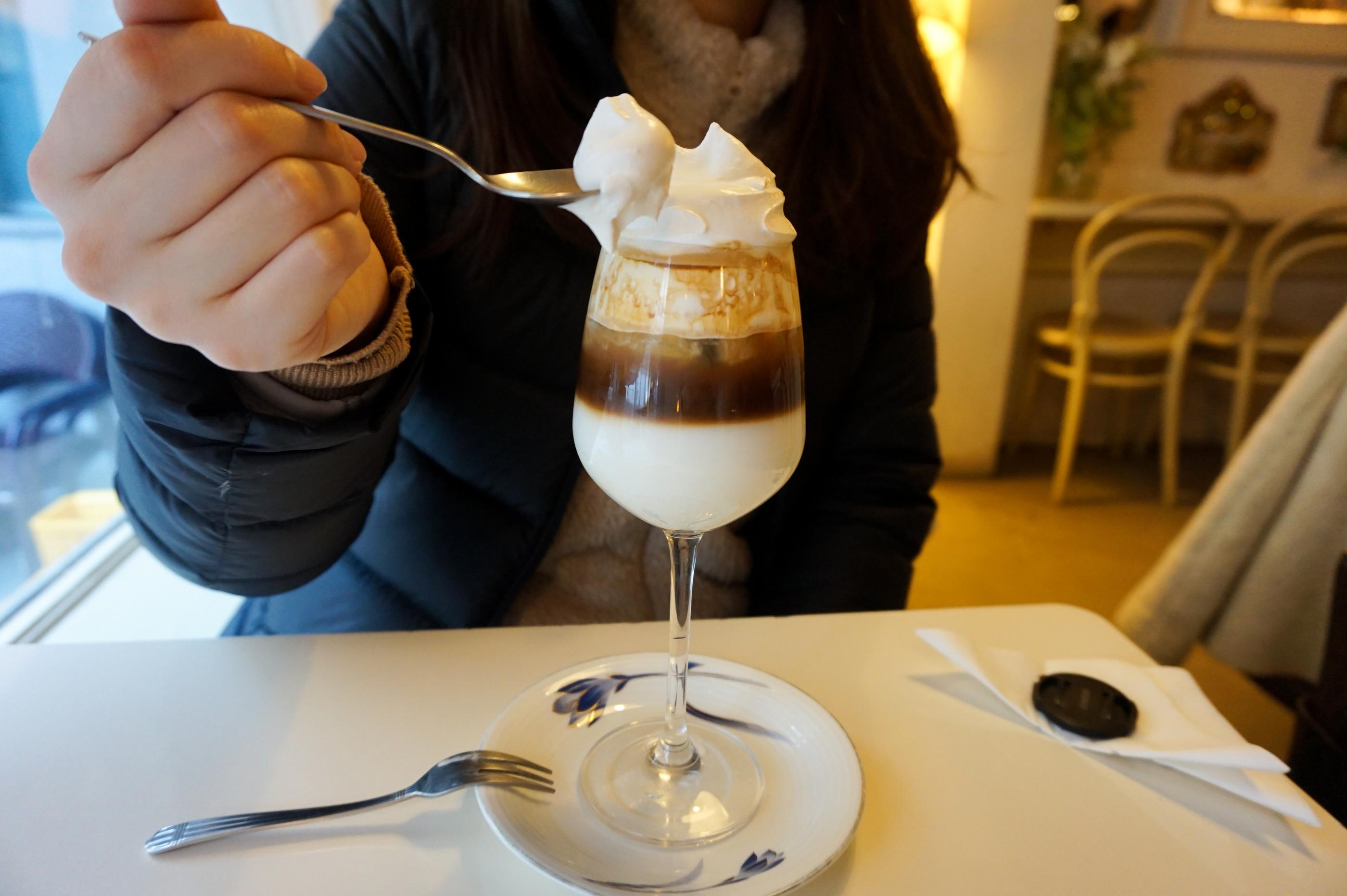 Hongdae | Cafe Highwaist, Aesthetic Desserts Galore on the Trendy Street of Yeonnamdong
