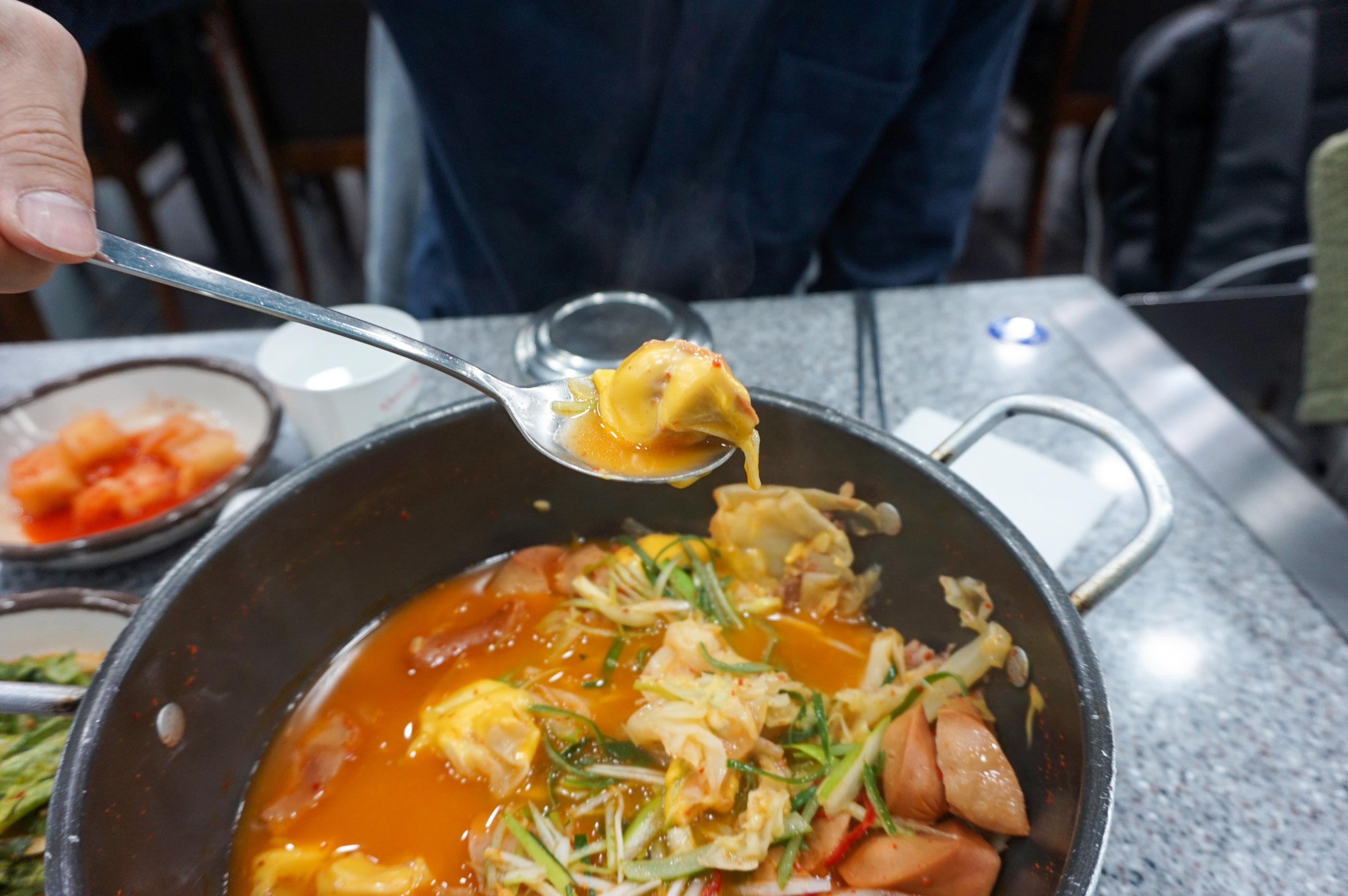 Bada Sikdang | ITAEWON, The best budae-jjigae in town loved by K-celebs!