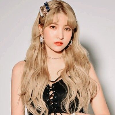 แฟชั่นกิ๊บติดผมยังคงอิน! ตามไปดูไอดอลที่ติดกิ๊บออกมาแล้วปังสุดๆ ชนิดที่สาวเกาหลีถึงกับเอาไปติดตาม