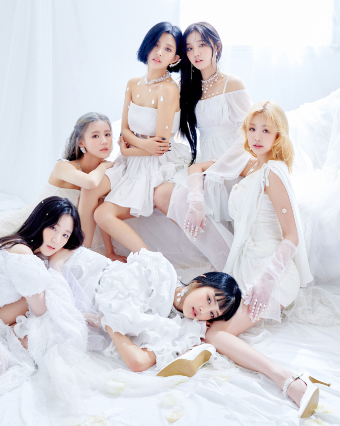 K-Entertainment Weekly | April 24, 2025 Celebrities donating for COVID 19, Park Seo-Joon Looks Back on His Acting Career and more