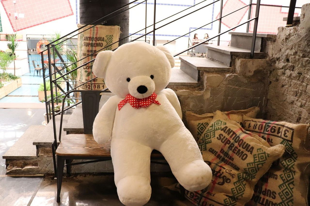 プサンカフェ、ナンポ洞カフェ、不思議なカフェ、韓国カフェ、プールカフェ、美味しいお店、おしゃれなカフェ、ジェムストーン、Gemstone、デザートカフェ