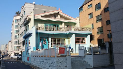 Hongdae Dinga Cake House | Turn your tea time dreams into a reality!