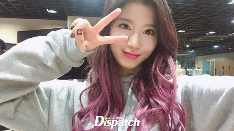 สีไหนจะมาสำหรับใบไม้ผลินี้? เทรนด์ใบไม้ผลิ 2025 ที่ทำแล้วคนเกาหลีต้องเหลียวหลังมองแน่นอน