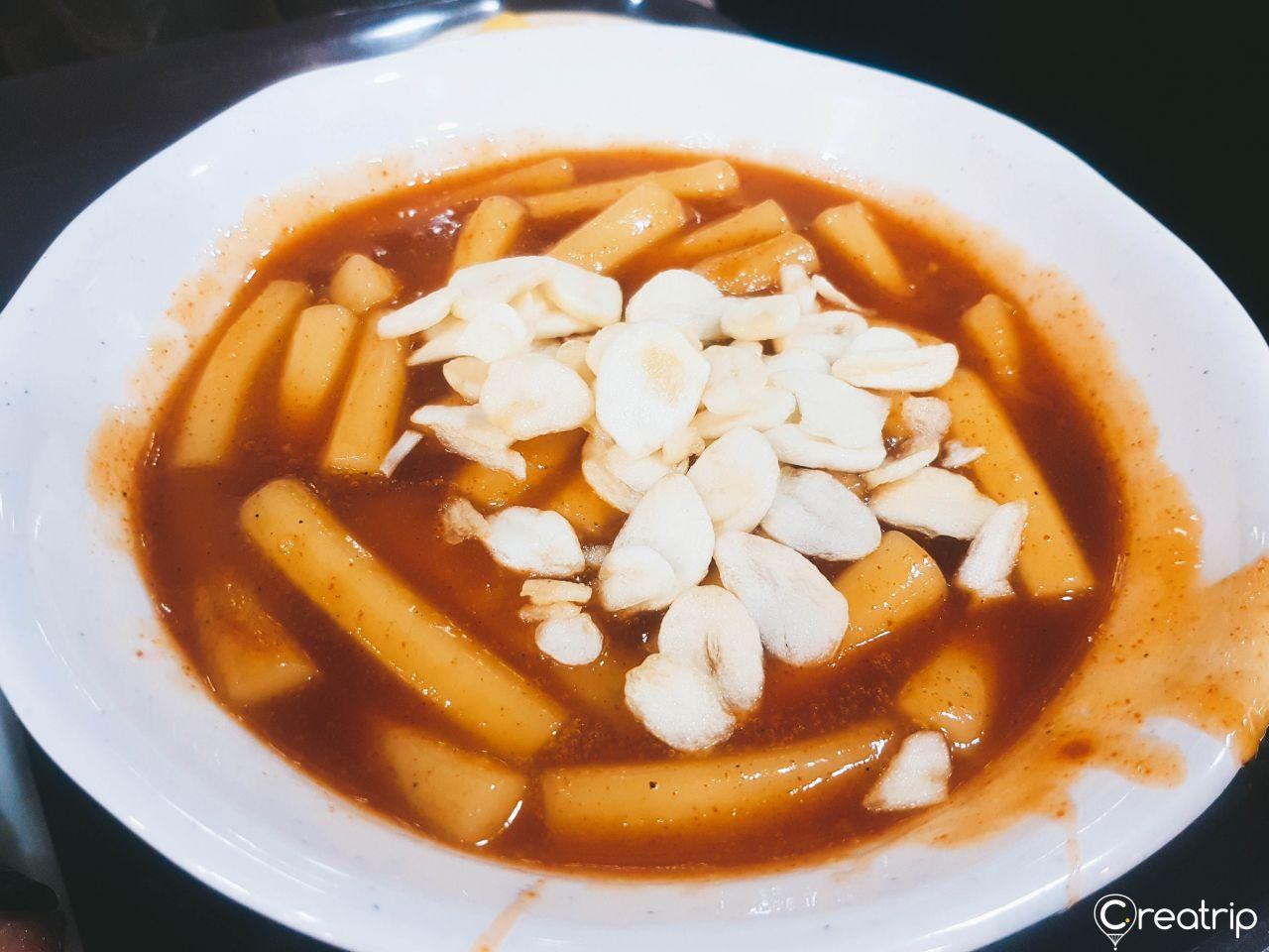 Hongdae garlic ddukbbokki image 1