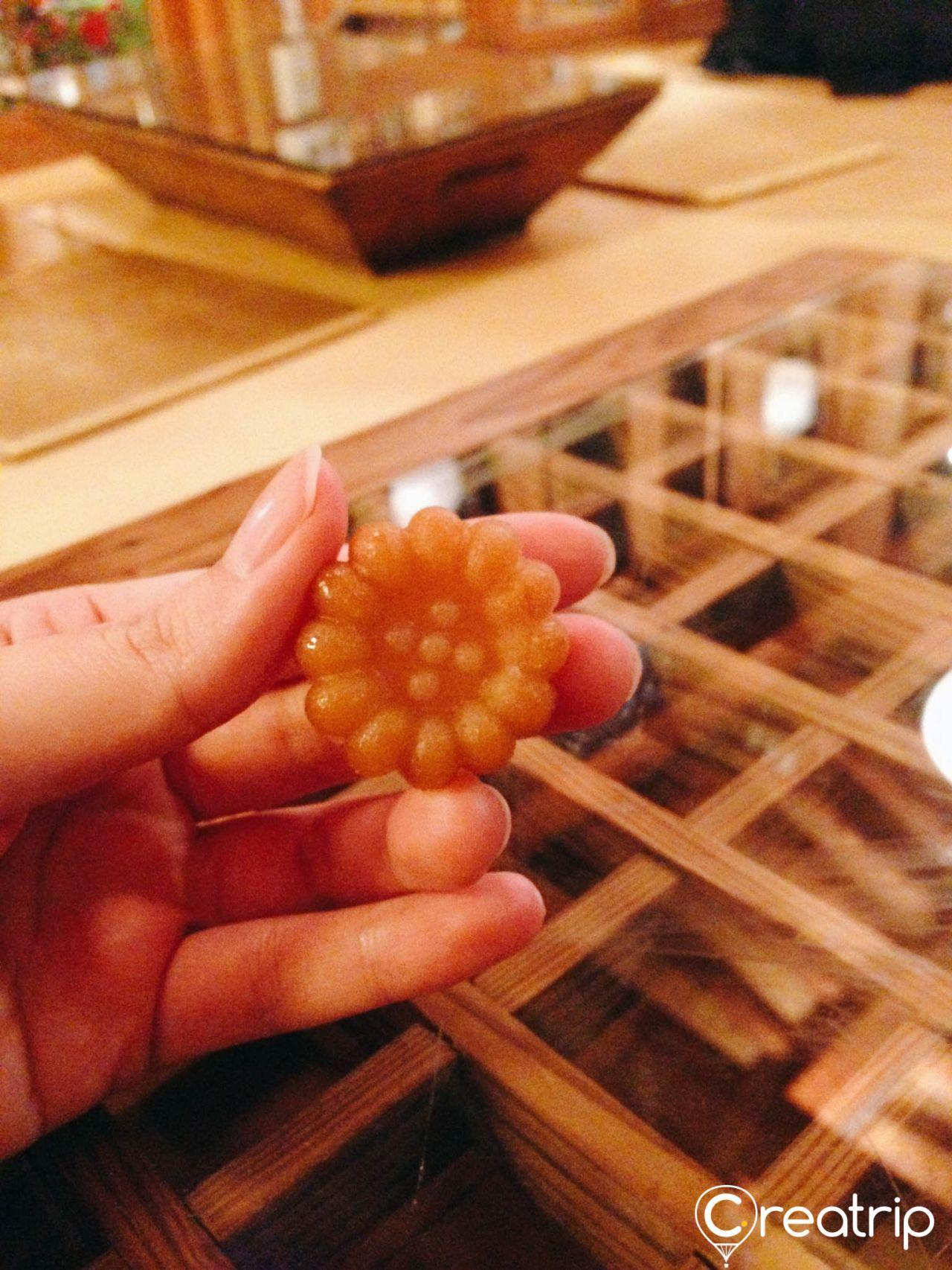 47th avenue tea house image 9