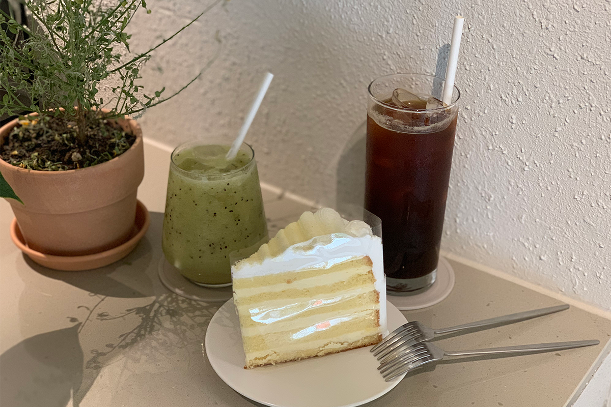 JIYUGAOKA คาเฟ่เค้กในย่านซัมชองดง