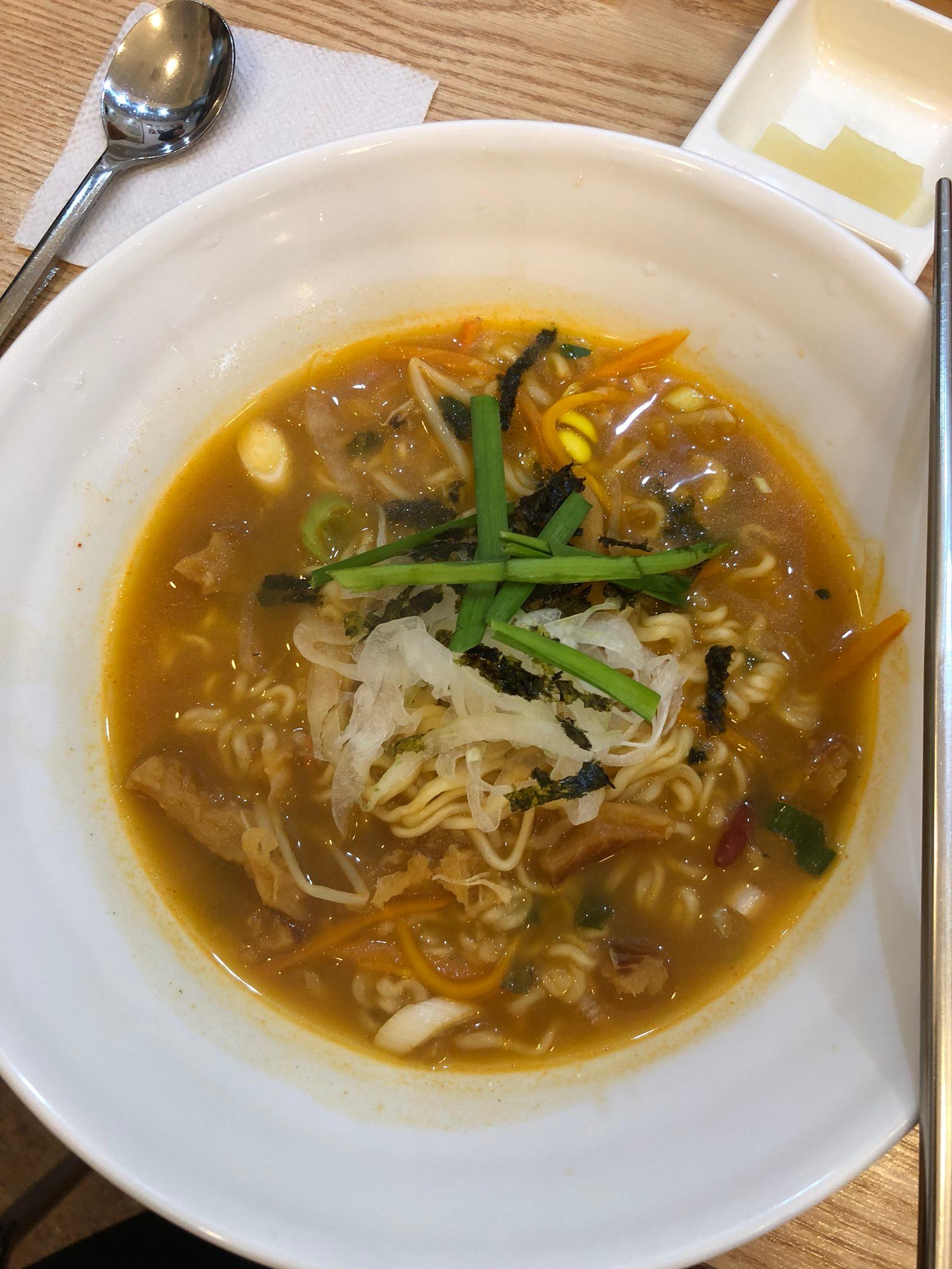 Ramyun & Kimbob image 1