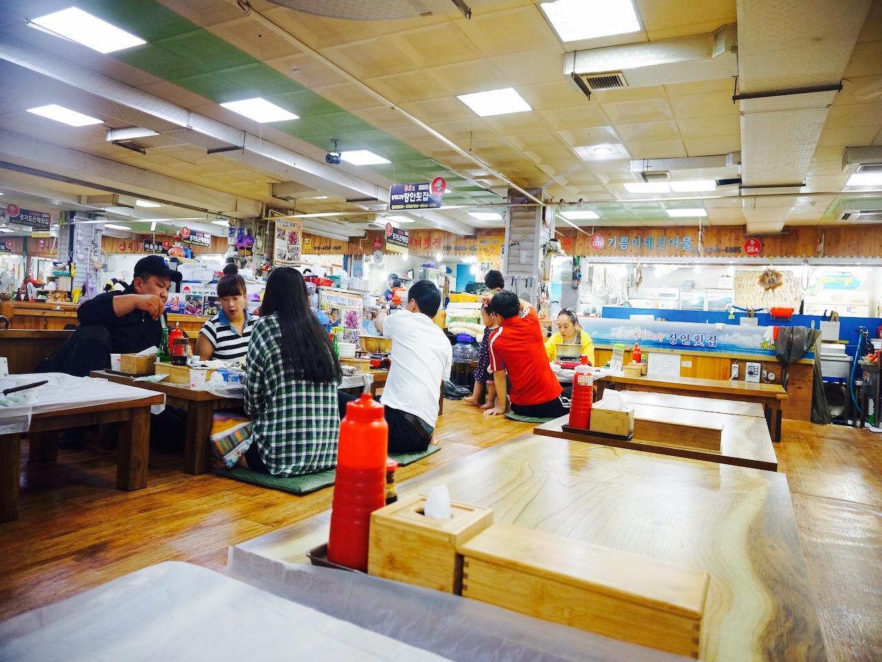 Sokcho Tourist Fisheries Market Sub-section Center image 3
