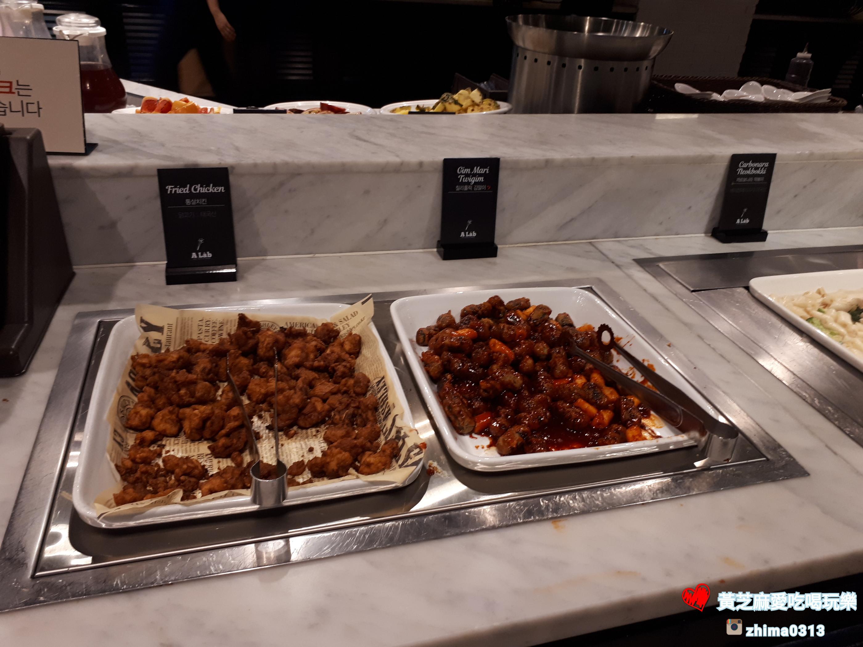 Ashley, Sinchon Branch image 4