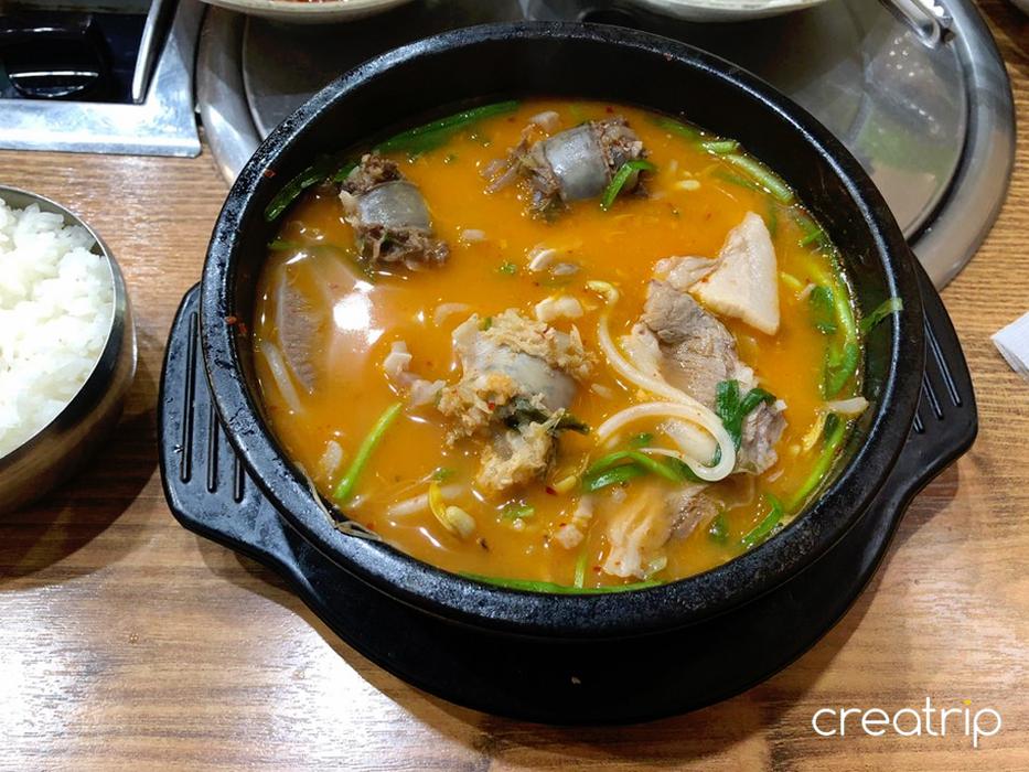 Creatrip: Jinddangyi Soondae Soup - Seoul/Korea (Korea Travel)