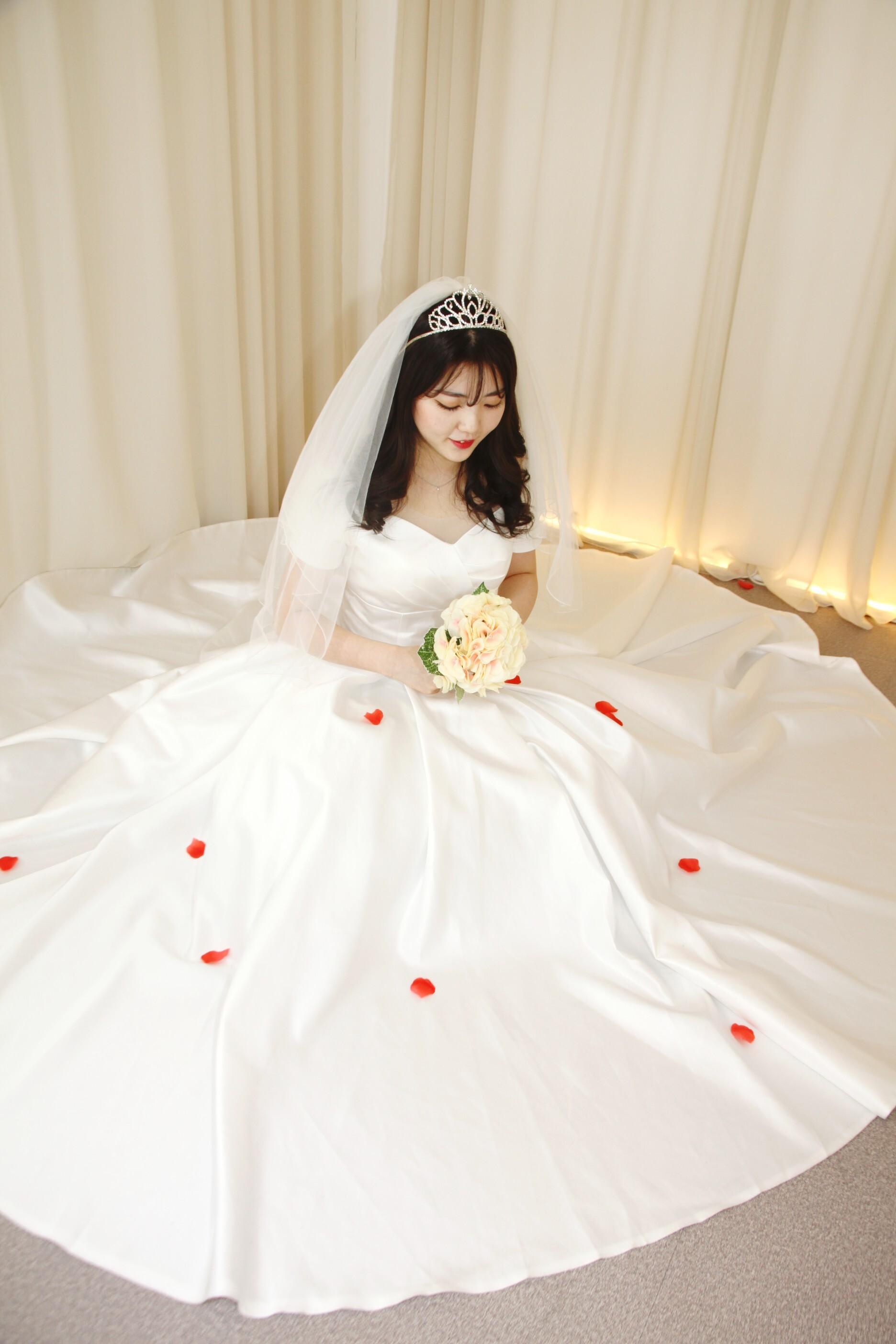 Korean wedding dress on sale 2019