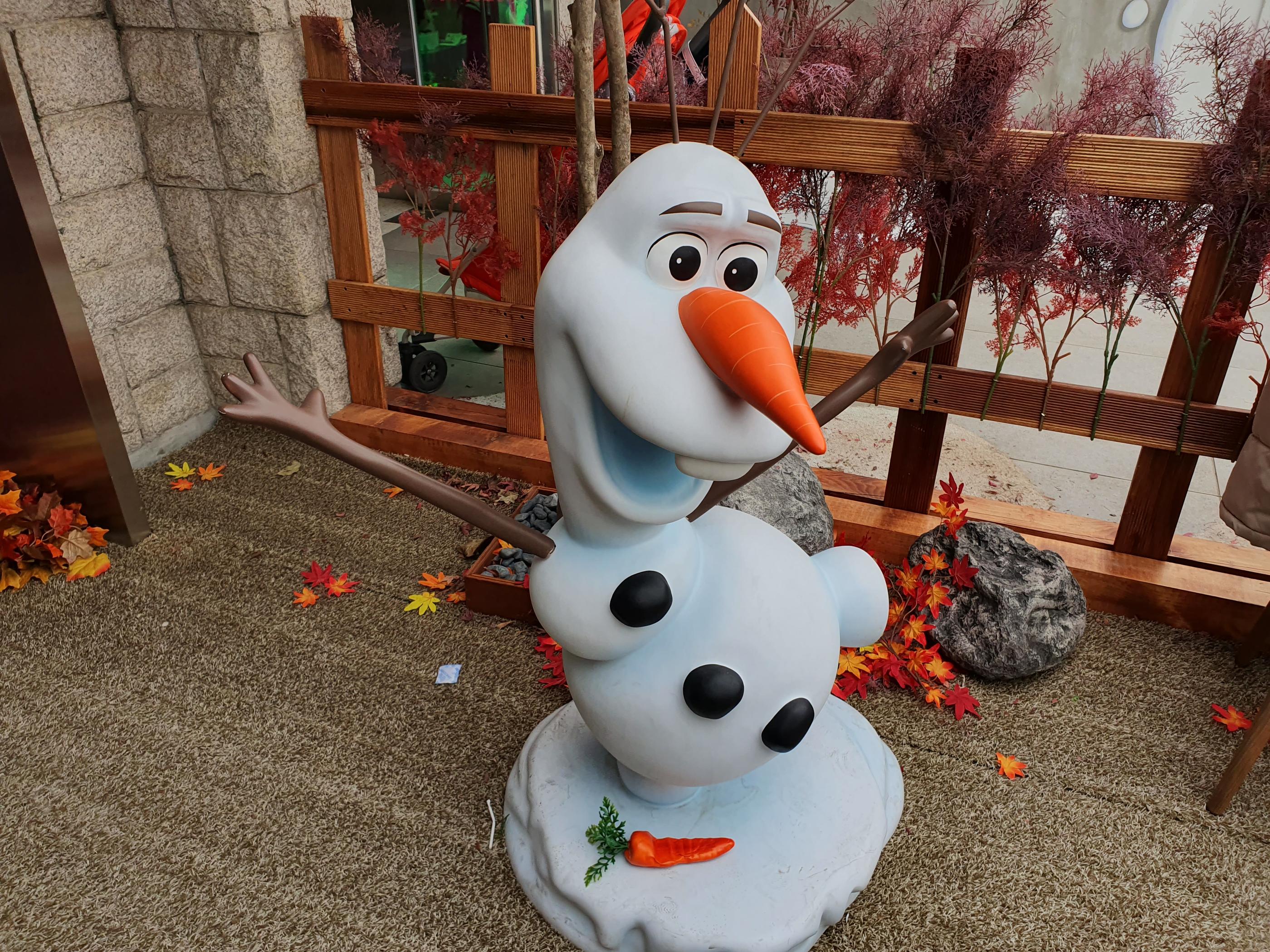 OLAF Pop-up-Store image 11