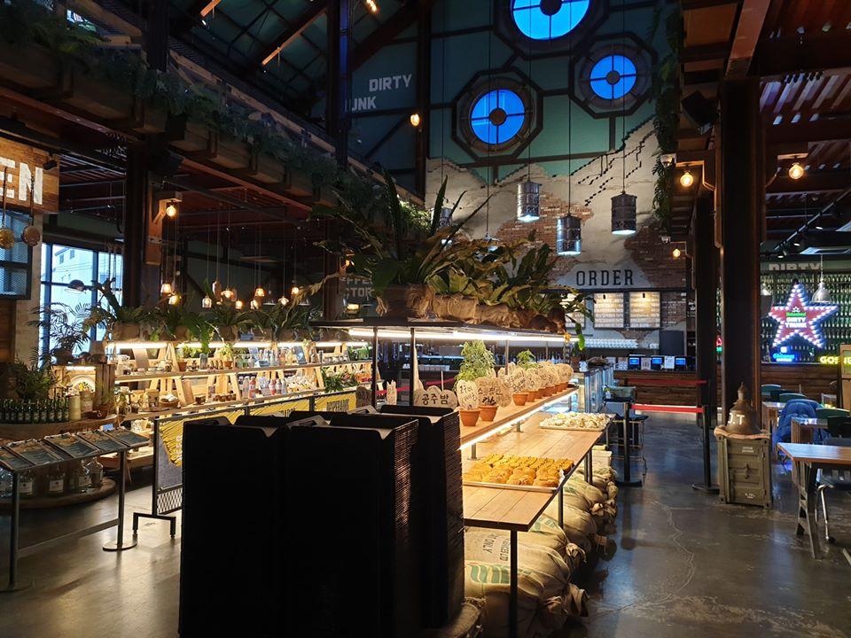 Kafe Paju | Batang Kotor image 6