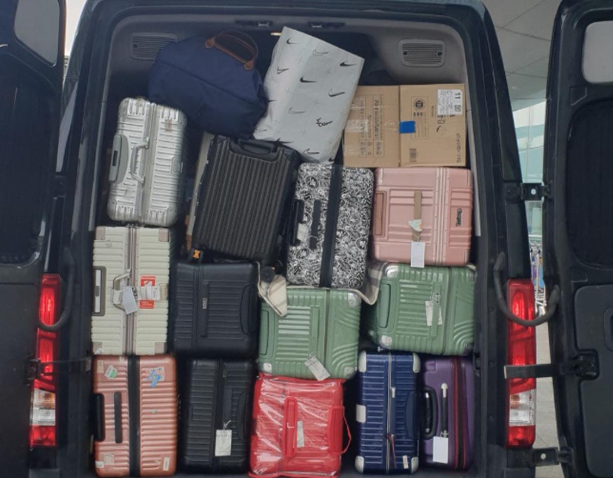 Airport→Seoul 12-Person Limousine