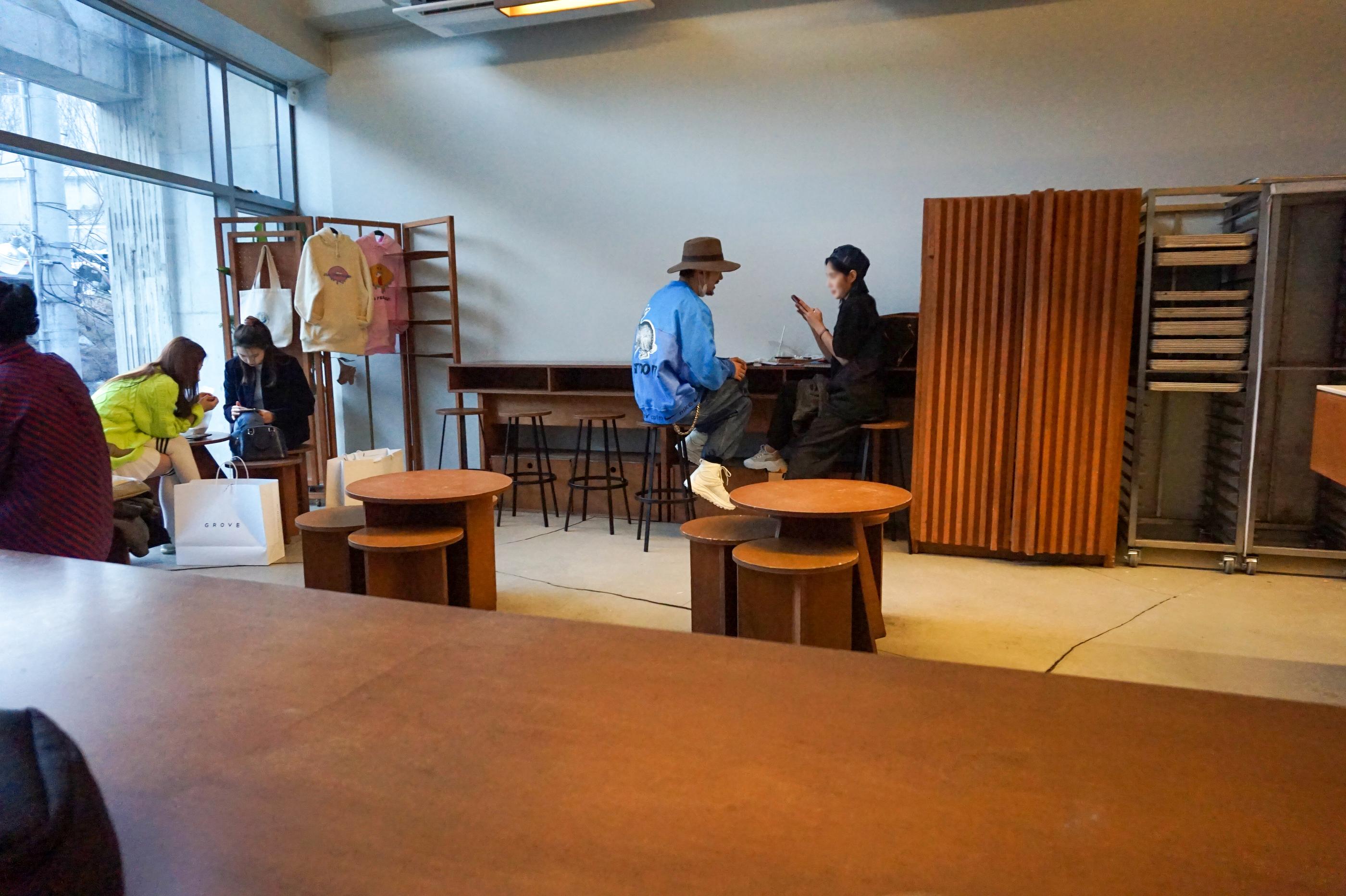 Donut viejo del ferry | Itaewon image 6